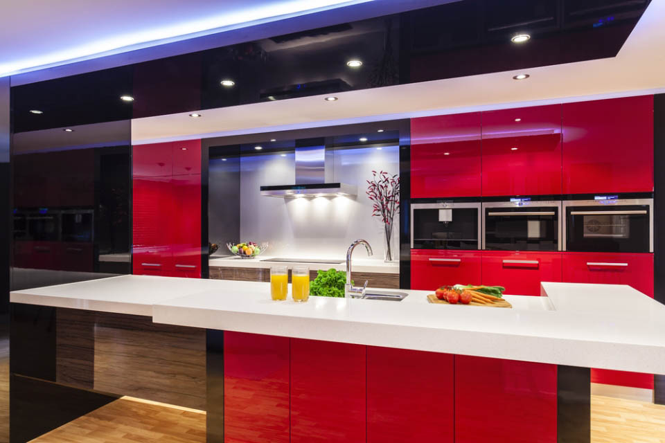 Дизайн интерьера кухни в красном цвете